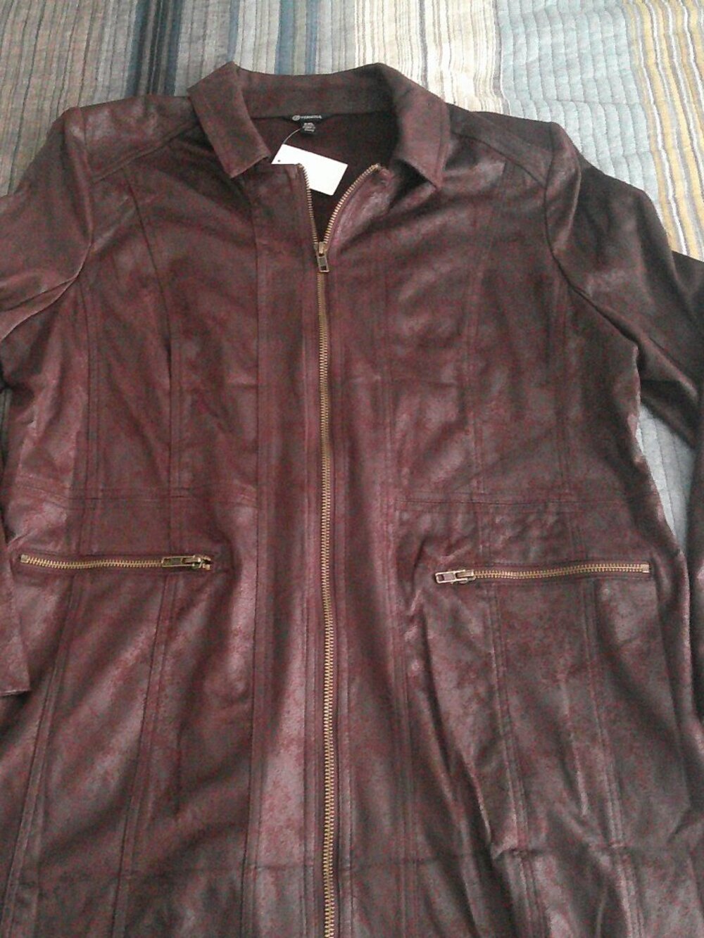 Versona Imitation Leather long Lined jacket zippered &pockets. Size XXL